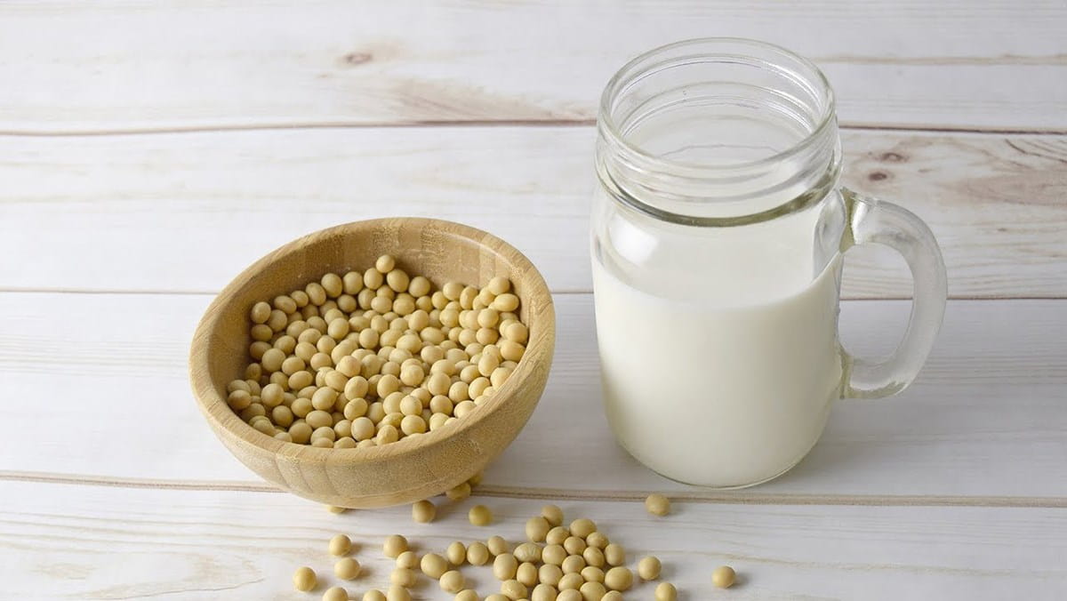 Khám phá 2 cách nấu sữa đậu nành thơm ngon tại nhà